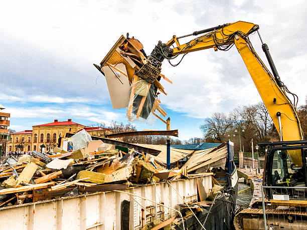 Full-Service Junk Removal in Montague, CA